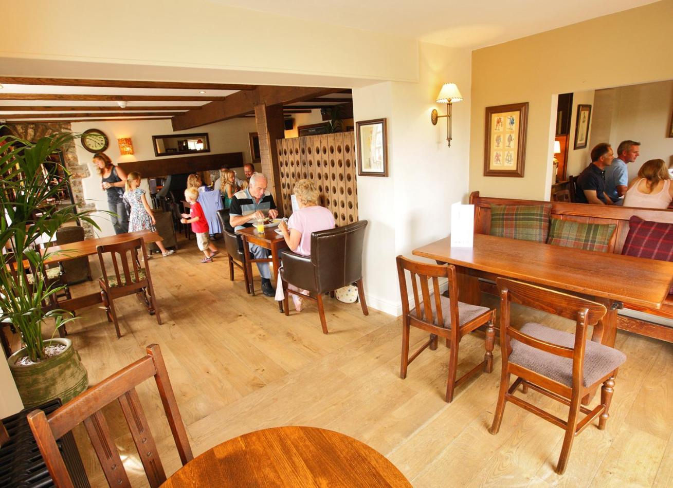 Rose And Crown Hotel Porthcawl Exterior photo